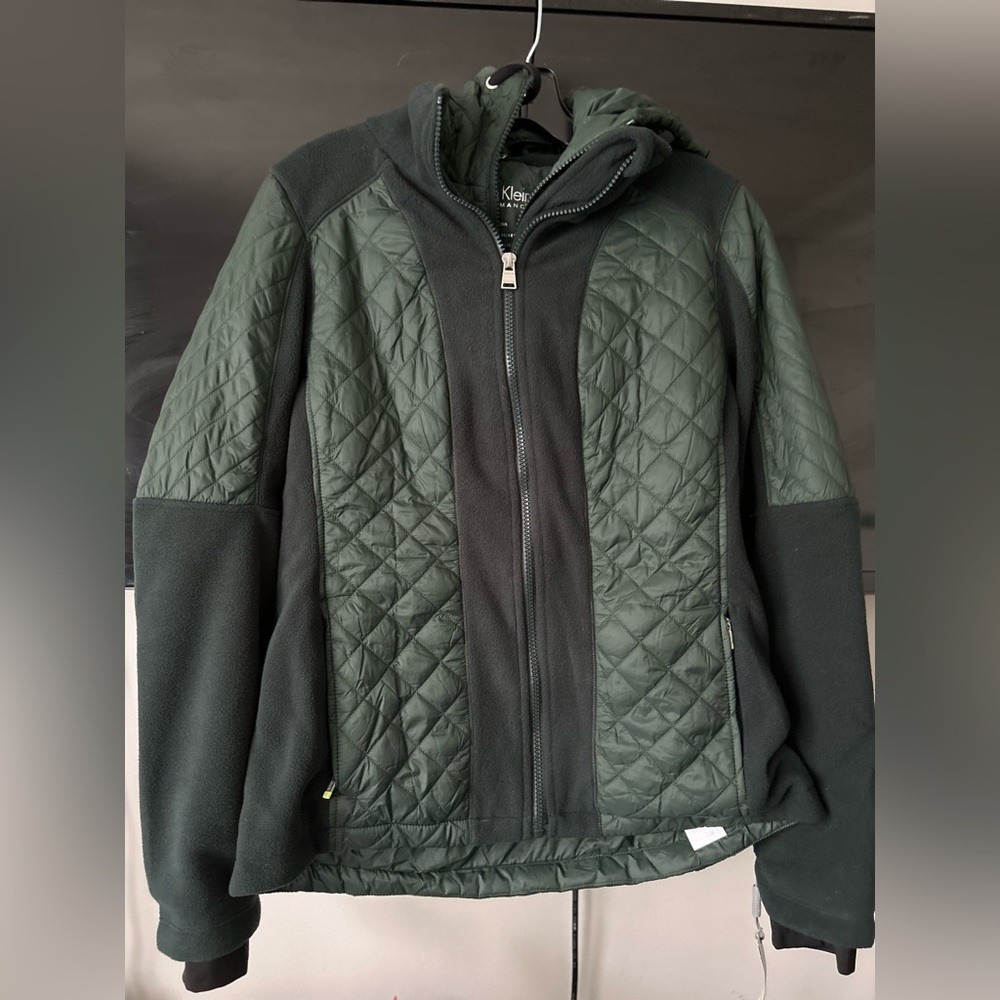 NWT DARK GREEN CALVIN KLEIN PERFORMANCE JACKET